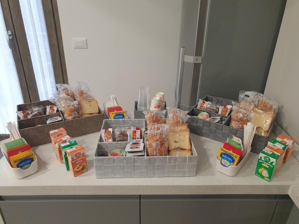 A Due Passi Bed & Breakfast Troia Bagian luar foto